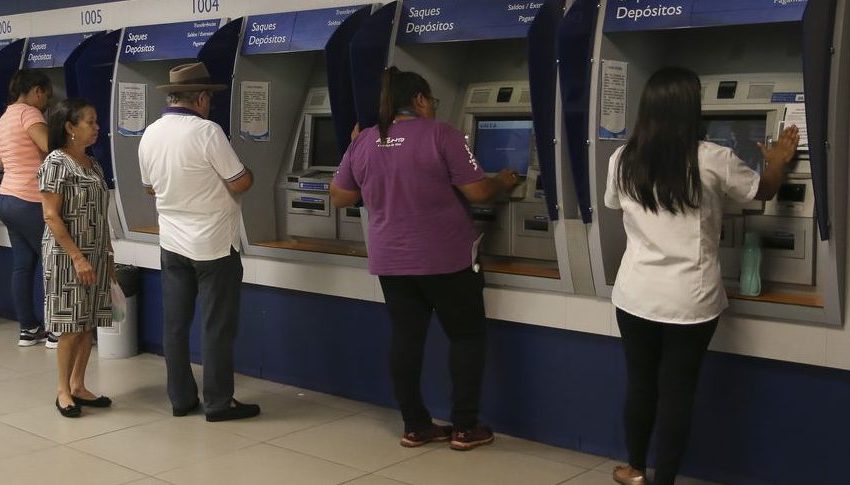  Bancos de Araxá funcionam com atendimento ao público até quinta-feira