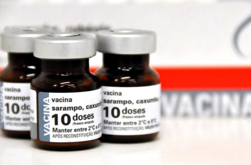  Salas de vacinação atendem em horário estendido