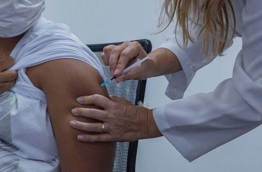  Vacinômetro em Araxá registra mais de 228 mil doses aplicadas contra a Covid-19