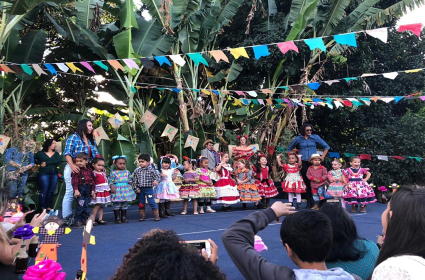  Escolas municipais promovem festividades juninas