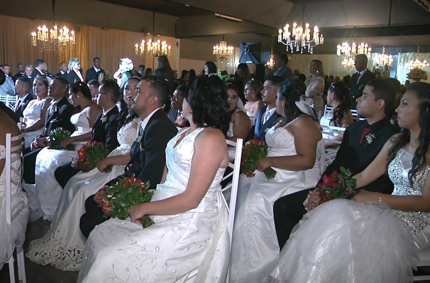  Oficializada união de 40 casais em casamento comunitário