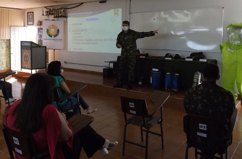  Exército Brasileiro realiza capacitação para desinfecção em Araxá