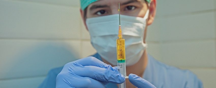  MG prepara rede de Saúde para vacinação contra Covid-19