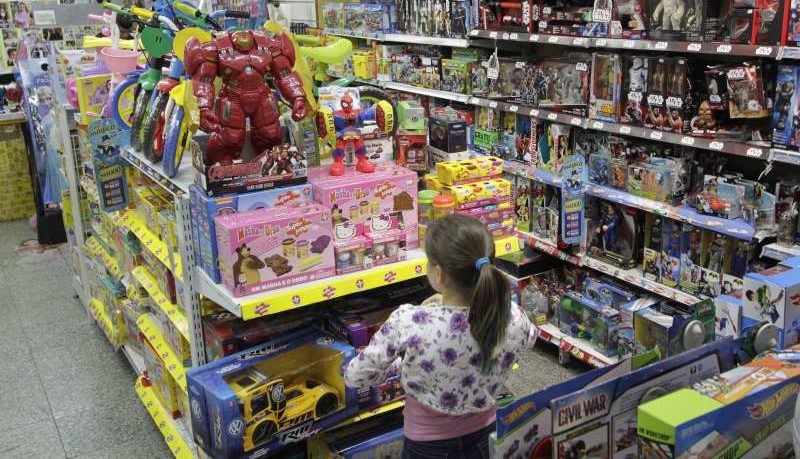  Consumidores planejam ir às compras no dia das Crianças