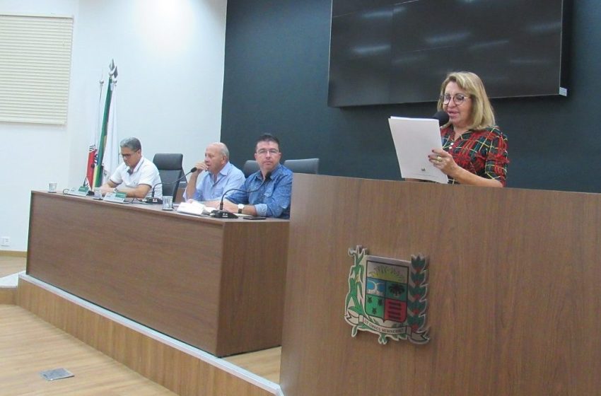  Onilda Soares toma posse na Câmara Municipal