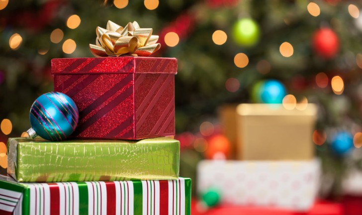  Pesquisa aponta que 23% dos trabalhadores irão usar o 13º para comprar presentes de Natal.