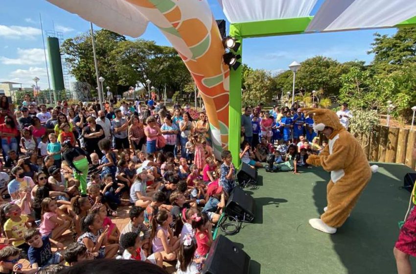  Festival FloRIR o Cerrado registra grande público no Parque do Cristo
