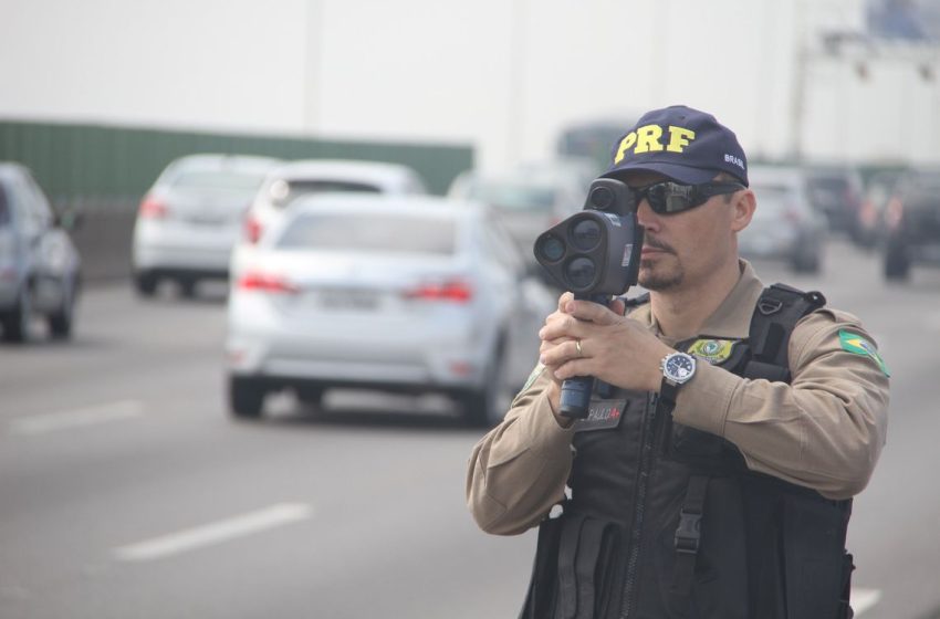  Polícia Rodoviária inicia operação nas estradas federais