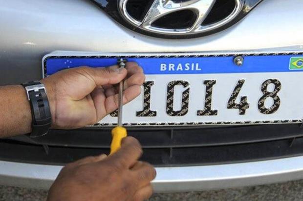  Implantação de placas Mercosul em Minas Gerais começam em março