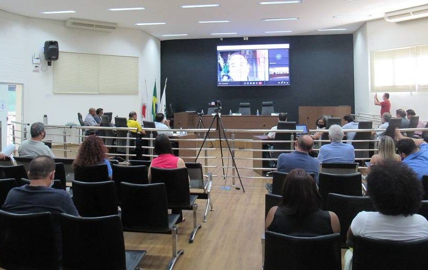  Escola do Legislativo promove palestra sobre Competência Legislativa Municipal